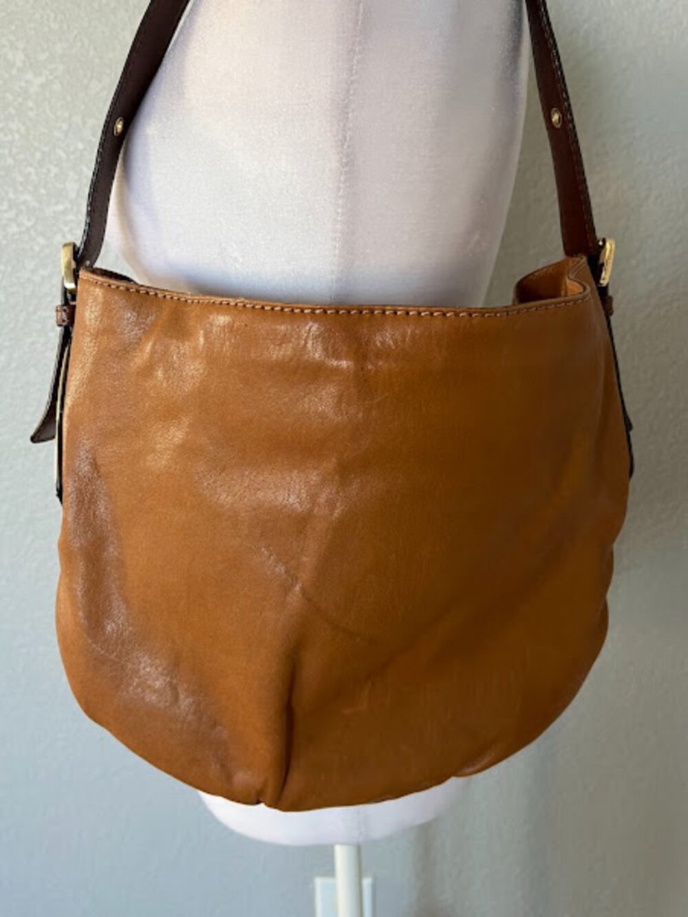 MICHAEL KORS Tan Brown Leather Slouchy Hobo Purse Shoulder Bag